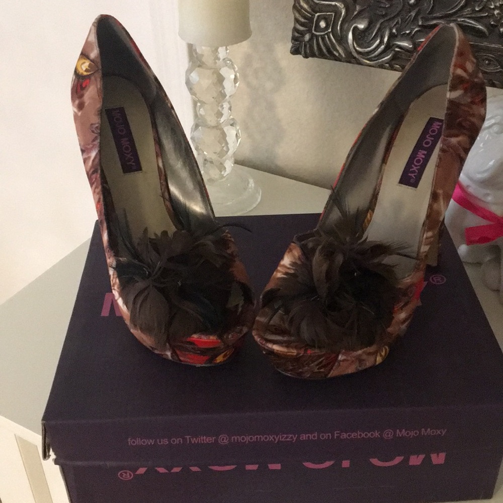 Mojo Moxy high heel shoes